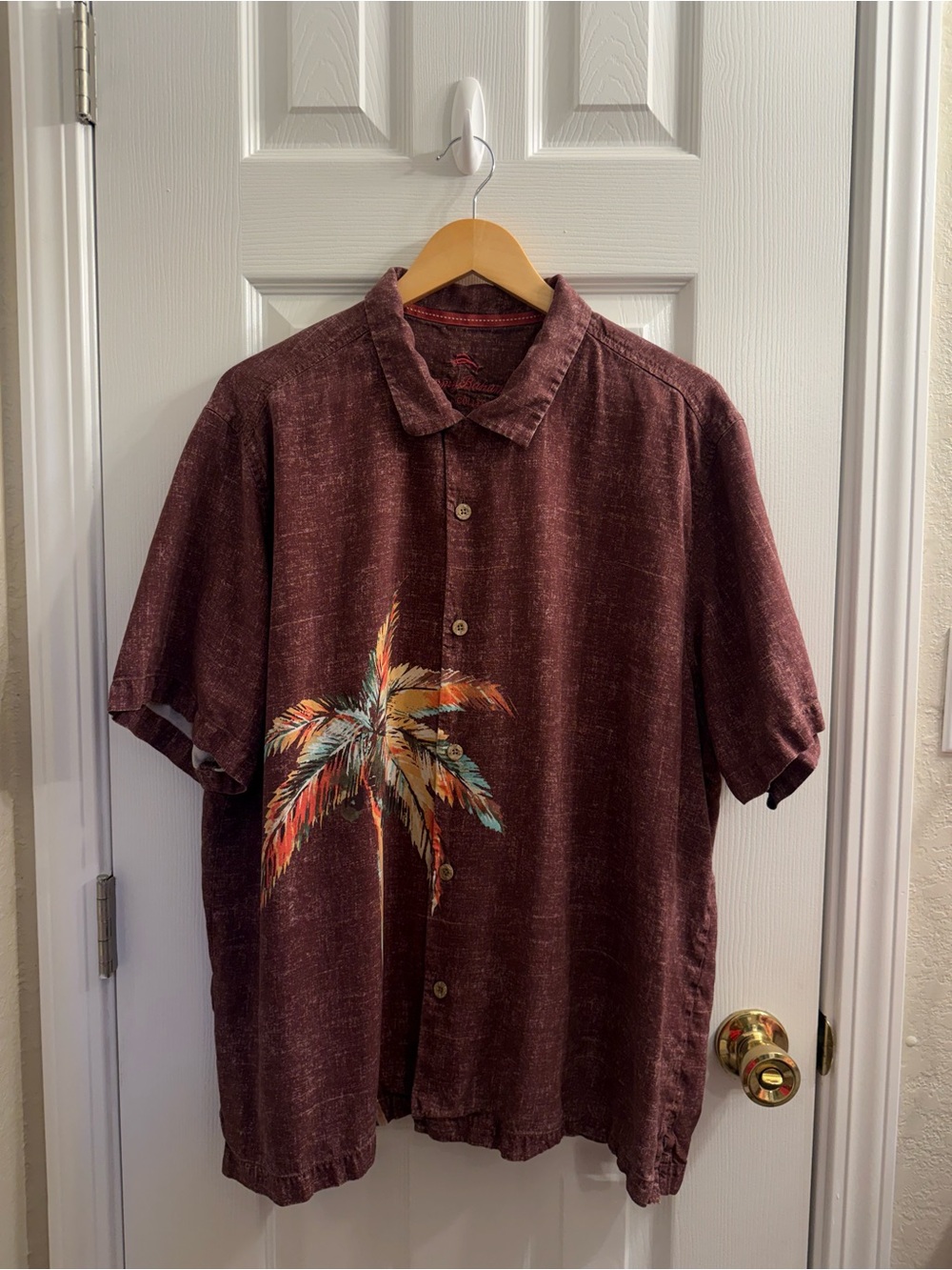 Tommy Bahama Burgundy Short-Sleeve Button-Down with Palm Graphic